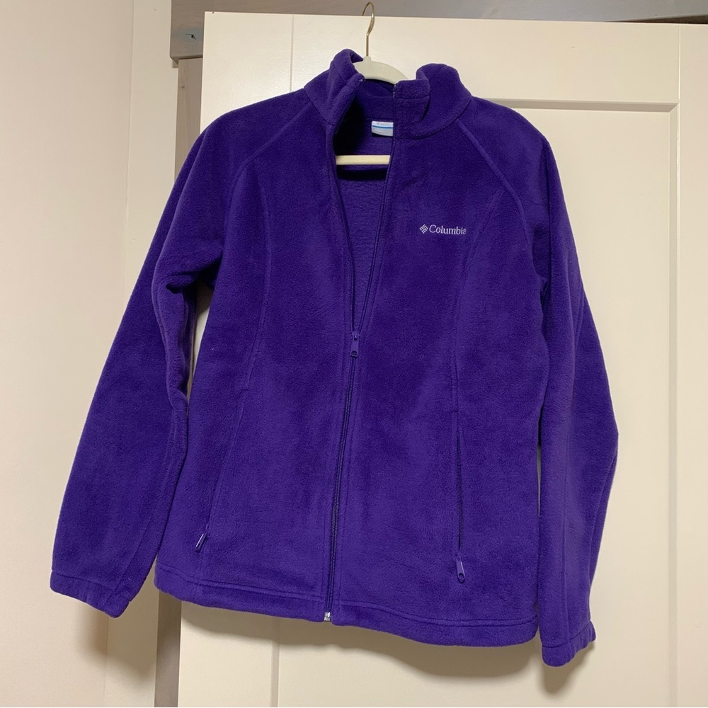 Columbia purple Women’s Full Zip Fleece Jacket large